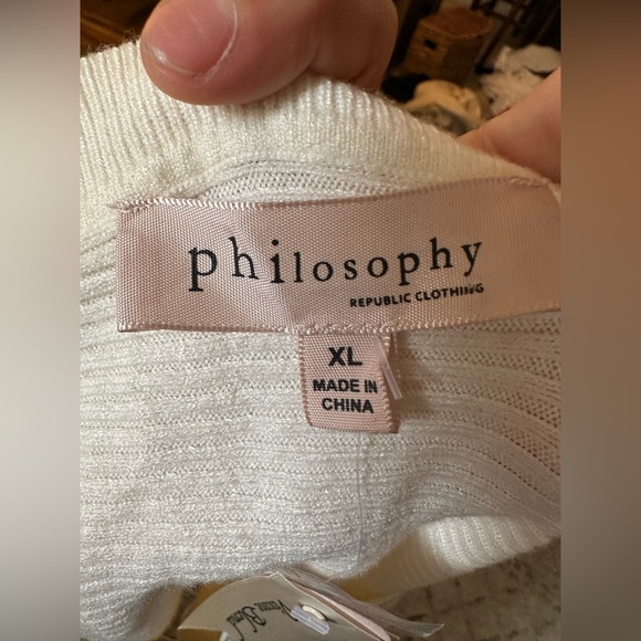 Super soft cream philosophy knit sweater - Picture 3 of 7